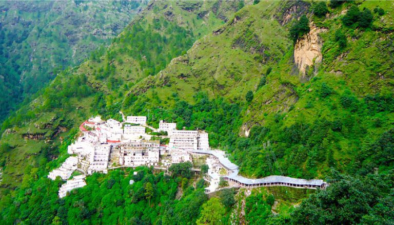 Vaishno Devi Travel Guide – Spiritual Destinations of India
