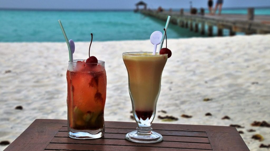 15 Amazing Drinks that You Can have in India with True Indian Flavor